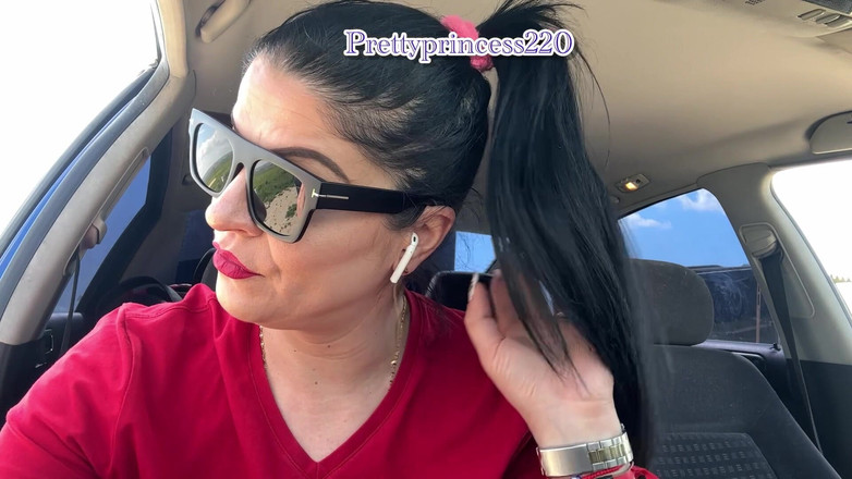 Panfil corina: कार में धूम्रपान