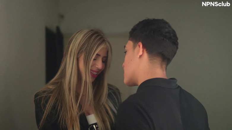 NPNS Club XXX: Me encuentro con mi ex compañero de clase y terminamos...