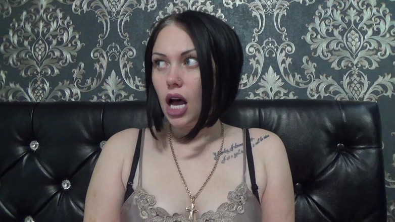 Goddess Misha Goldy: Ta femme sait ce que tu es pervers ?