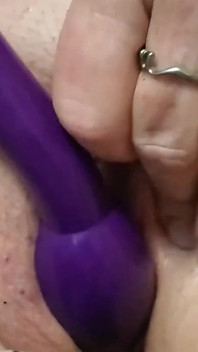 Making My Pierced Pussy Squirt with My Viberater