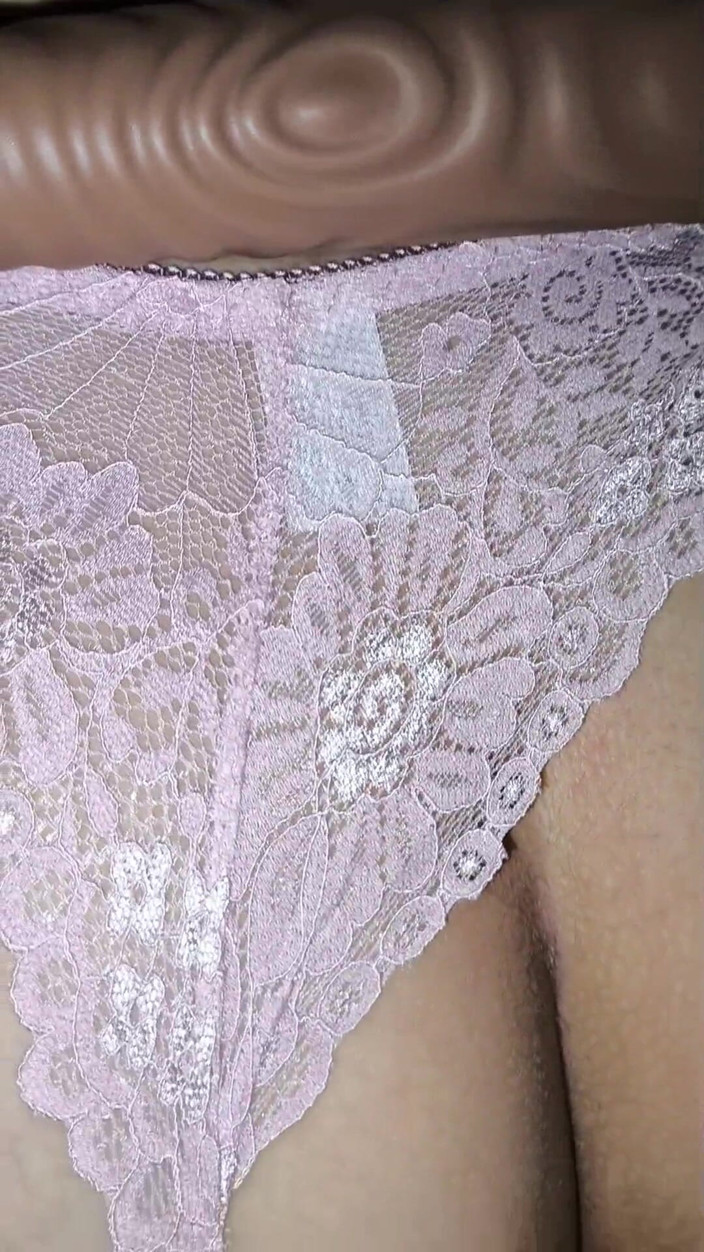 Theblackxxx: Moje první použití sexuální hračky, část 2