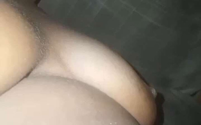 Oladi plenty tv: Тугая киска готова к траху