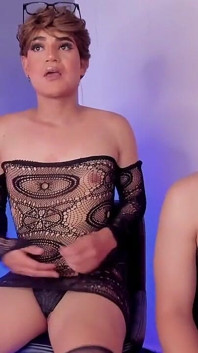 เฟมบอย ยอมจำนนให้ลูกพี่ของเพื่อนสนิท แล้วรับควยยักษ์อ้วน XL