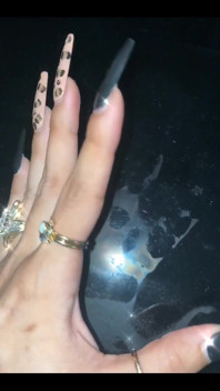 Who Eles Just Loves Long Nails!!! They so Sexy