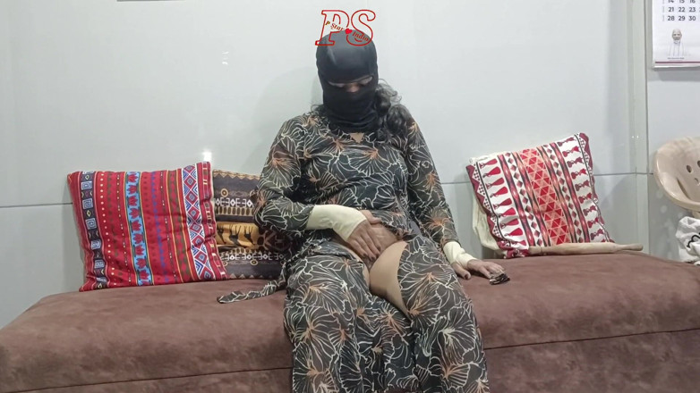 Pstarindia123: Tante seksi india lagi asik ngentot memeknya