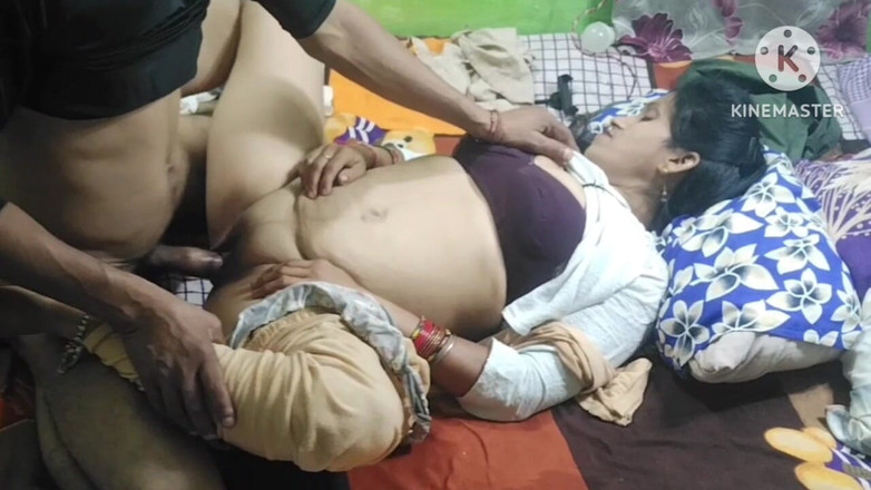 Saxesageth: Caliente ama de casa india muy linda sexy linda