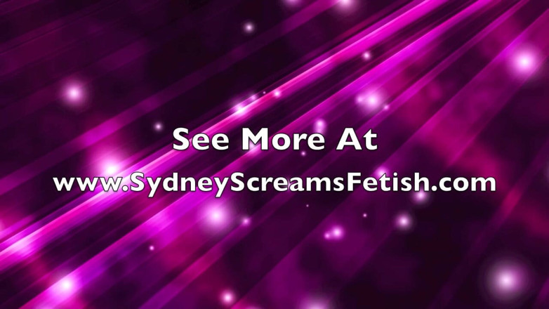 Sydney screams fetish: Miażdżąc małego człowieka