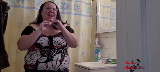 MistressMichelleLori: Мыло в рот в видео от первого лица