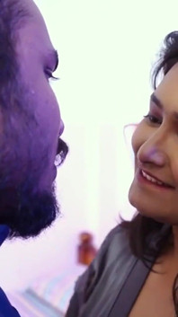 Auto Driver Fucks Beautiful Passenger Bhabhi! with Clear Audio