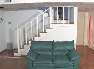 Dark Extreme: Ebenová kráska s velkým zadkem jezdí na monstrózním velkém černém péru