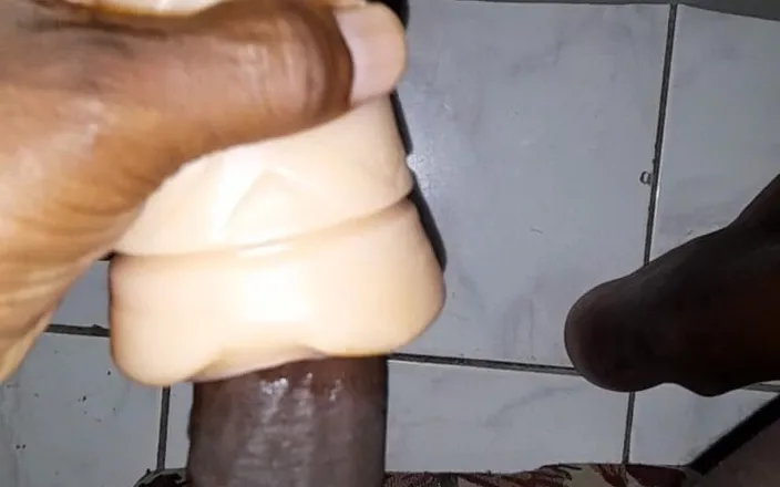 Black guy: Jerking off S5 E6