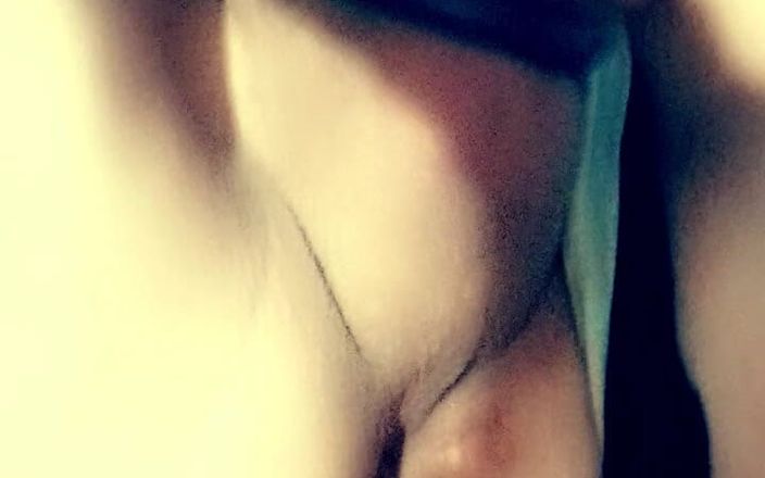 Chikgotadik: 내 여친을 따먹고 내 구멍을 보여줘.