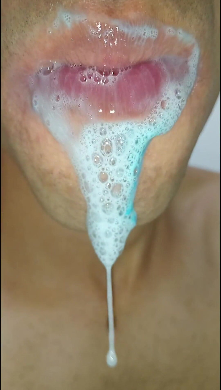 Rey rey: カラフルな舌、硬い唾液、シックスパック、ジムでバレそうになった、ホットフィットネス、長い舌