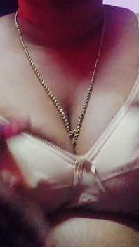 Mohini Bhabhi s přítelem přistižena při sexu v hotelovém pokoji