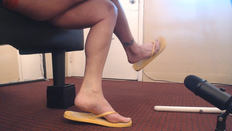 Abby Anna: Yellow flip flops ASMR