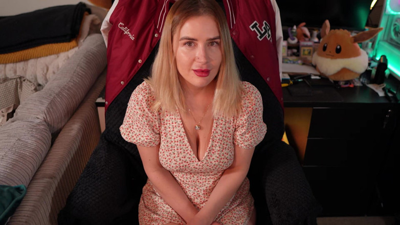JessieHH: The Magic Necklace
