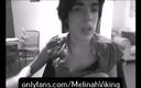 Melinah Viking: Klasyczna czarno-biała kamera Play