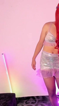สาวละตินขี้เงี่ยนเต้นยั่วยวนหน้ากล้อง ร้อนมากก