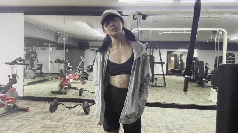 Felicity Azura: Fitness domme humillada por humillación