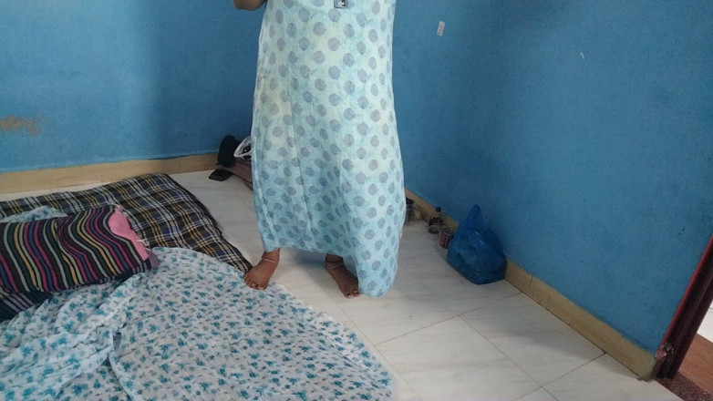 Tamil lesbian: Depois de filmar conversa casual