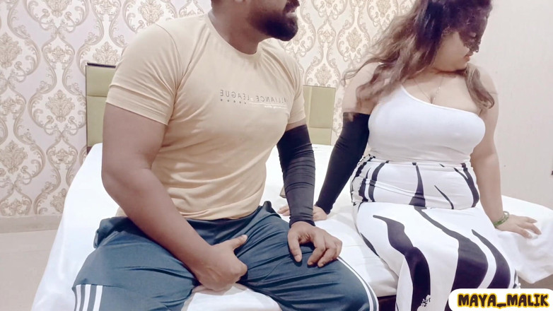 Maya-malik: ホットなぽっちゃり女性の上司がオフィスで従業員とセックスした