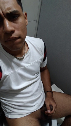 AlexAlejandro13: Plaza Sendero Baths
