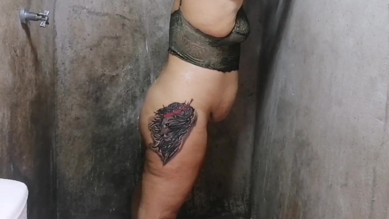 Adribella69: Chystám se na můj zvrhlý nevlastní otec, aby mi tvrdě...