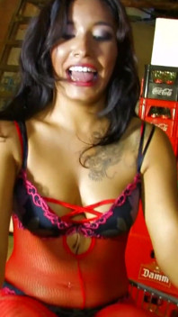 Sexy Video: Dolce-elektra_max-cortes_mo_03