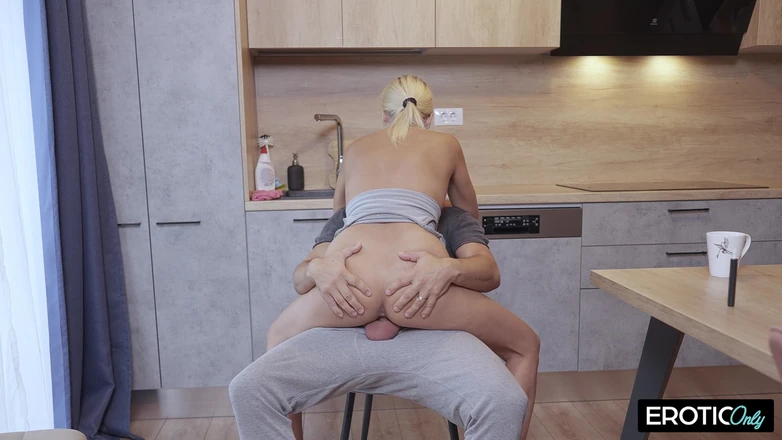 German bitch hunter: Blonde MILF Craves It Hard and Gets a Hot Load...