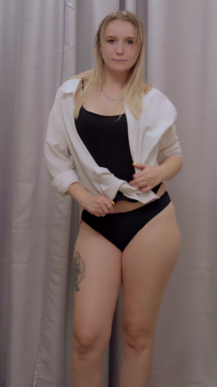 Stacy Starando: Hot Slow Striptease… I Undress Slowly and Very Dirty… Just...