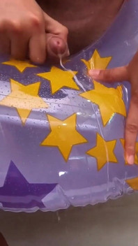 Badrum med uppblåsbar badring