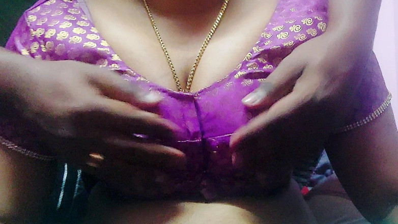 Desi Mohini: Секс с тетушкой домохозяйки дези Mohini