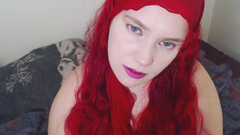 Scarlet Vixen: Fetiš olej kouření líbání