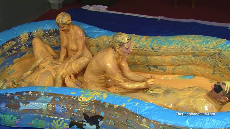The Gangbang Club: Sploshing čtveřice