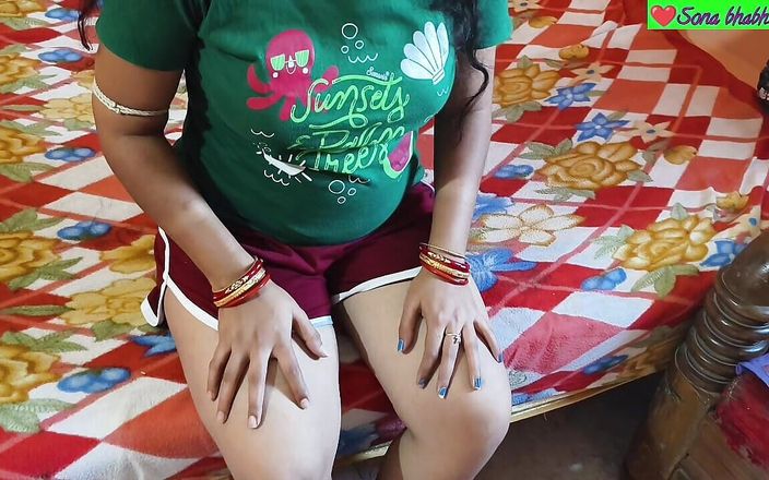 Sona bhabhi: První sex s indickou nevlastní sestrou