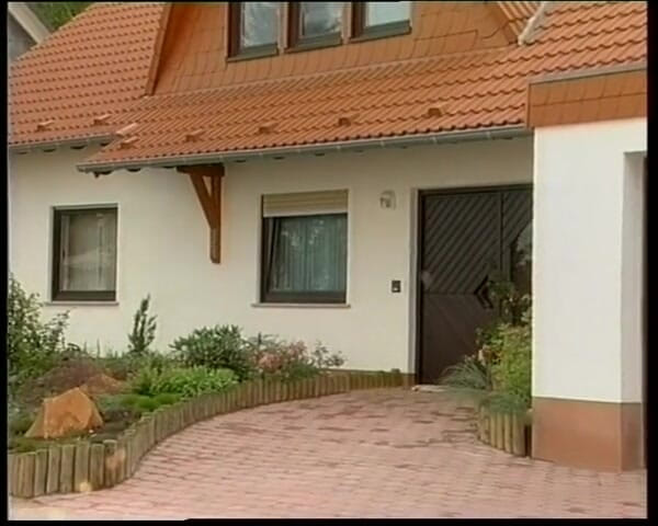 Swinger Friends Germany: Alman Kapılarının Arkasında Özenle Siktir Edilir - Tam Film