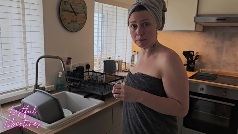 Lustful Libertines: Creampie My Hairy Mature Stepmom. Cheating MILFs Are Irresistible
