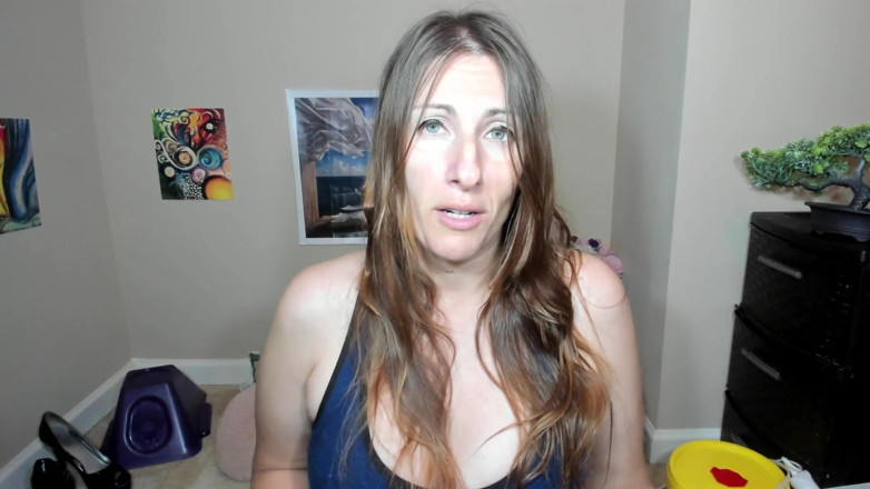 Victoria Lotus: Ben's Cock Rating 6 Out of 10
