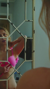 Jayla De angelis in lingerie nuda prova a haul parte 1.