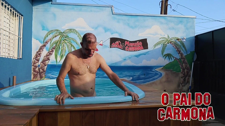 Carmona's father: Opaidocarmona si užívá bazén a chce šukat zadek