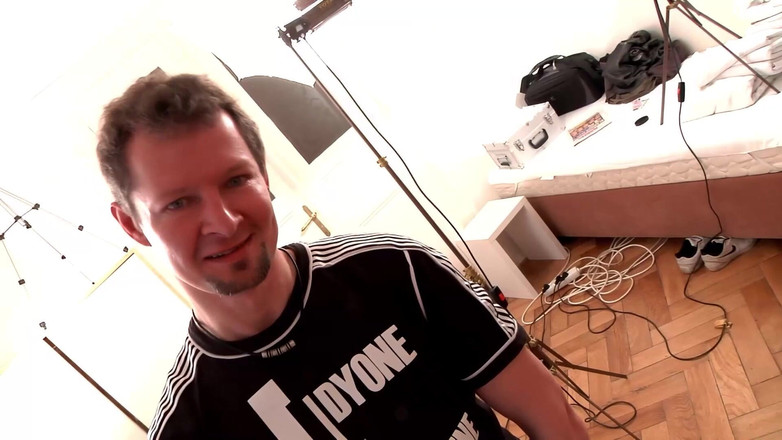 DEUTSCHLAN PORNO XXX: Calde Giovani Mogli Nella Compilation Di Trio E Cornuti