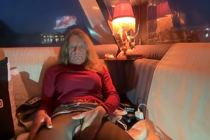 Sonitchka: 女装者プッシー