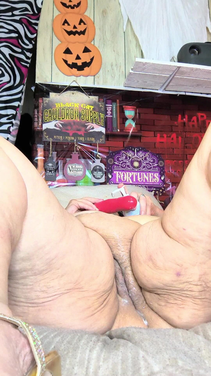 HerculesnVENUS: Ее имя на стены ванной для хорошего времени позвонить DavisDesires