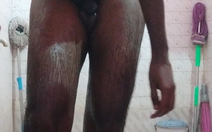 Tamil 10 inches BBC: Sesi mandi sedang on High