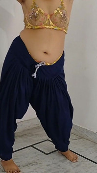 Indian Gasti Nud Mujra pe Punjabi Song