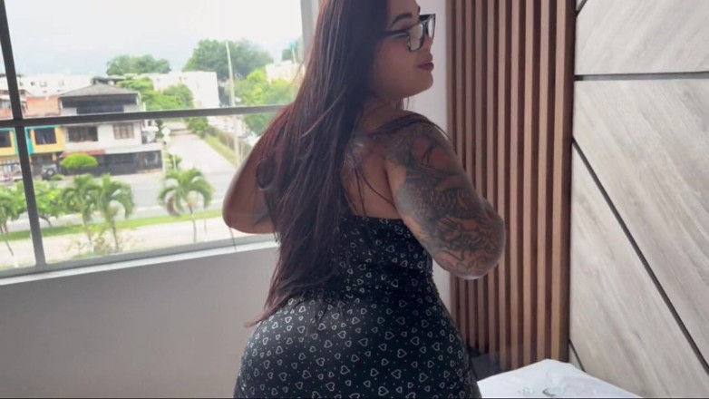 AlejandraGarciax: Big Ass Maid Cleans My Room and Fucks Me