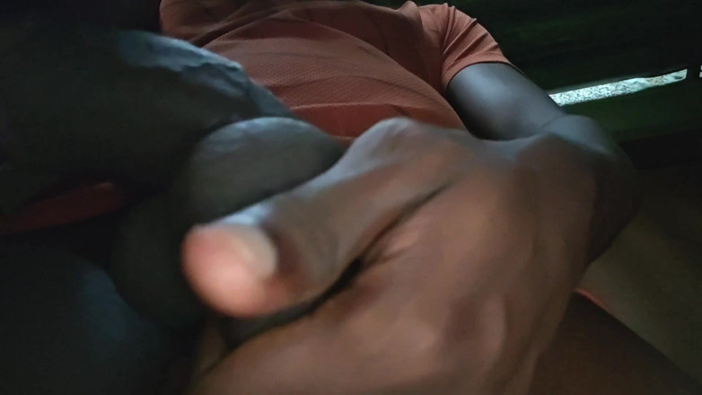 Charmer1999: เล่นเสียวกับไข่ตอนอยู่บ้านคนเดียว