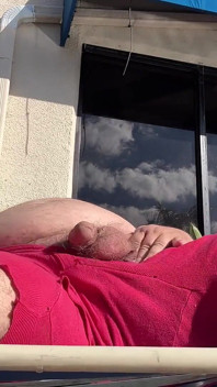 Austrália tem um vovô com enormes bolas de touro