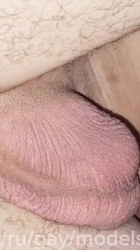18letá Sissy Femboy zkoušela tlustého ptáka v jejím těsném zadku