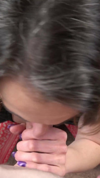 Logan creampies khách hàng hứng tình Suzy Wylde